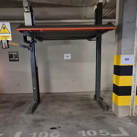 Апартаменты Garbary 100 White Apartment, Free Parking, Self Check-in 24h, Air-conditioning Познань