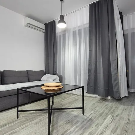 Garbary 100 White Apartment, Parking, Self Check-in 24h, Air-conditioning Apartment