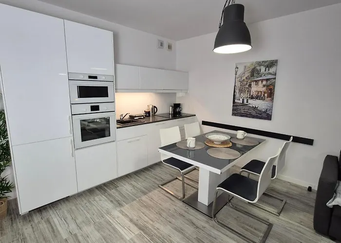Apartamento Garbary 100 White Apartment, Free Parking, Self Check-in 24h, Air-conditioning *
