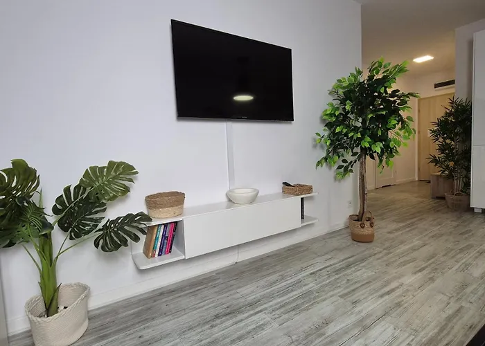 Garbary 100 White Apartment, Free Parking, Self Check-in 24h, Air-conditioning Apartamento Poznan