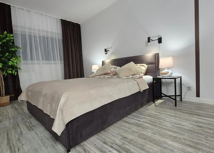 Garbary 100 White Apartment, Free Parking, Self Check-in 24h, Air-conditioning Apartamento *